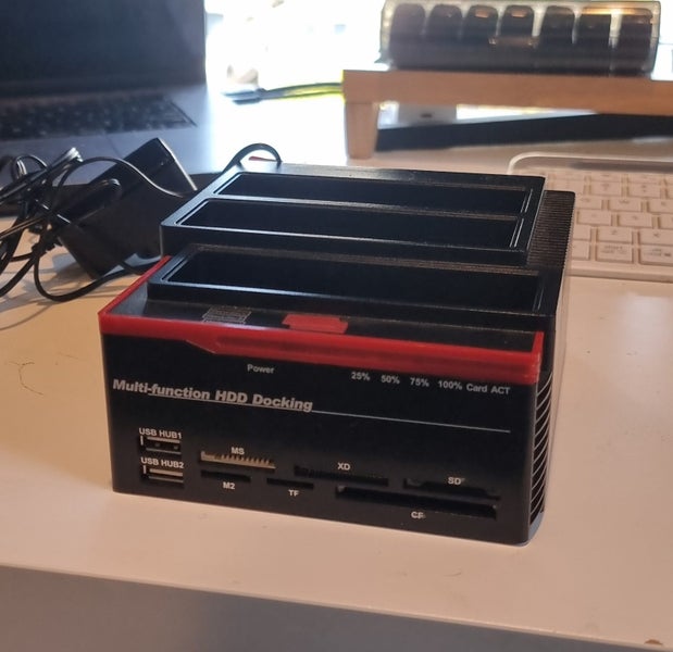 Multi-function HDD Docking Station Carousel 1