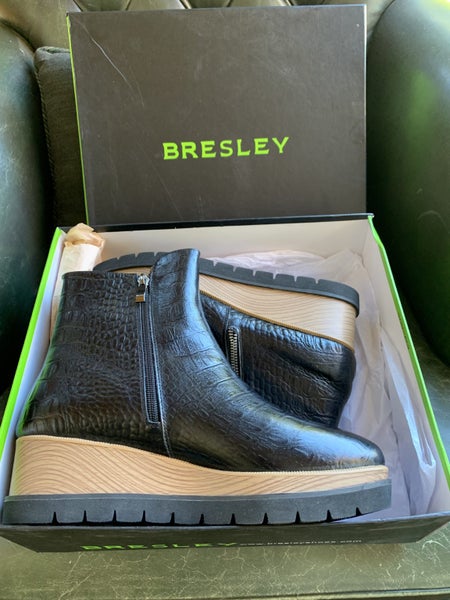 Bresley Boots Size 43 BNWT Carousel 2