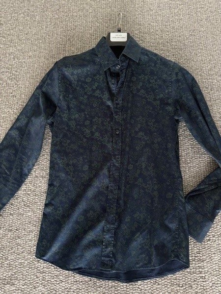 Suit jacket and three shirts -(no trousers) Carousel 7