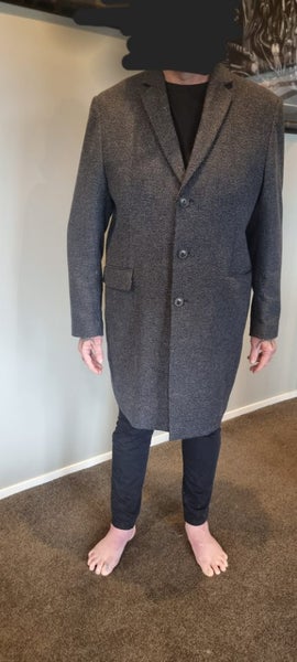 Johnny Bigg - long wool coat Carousel 1