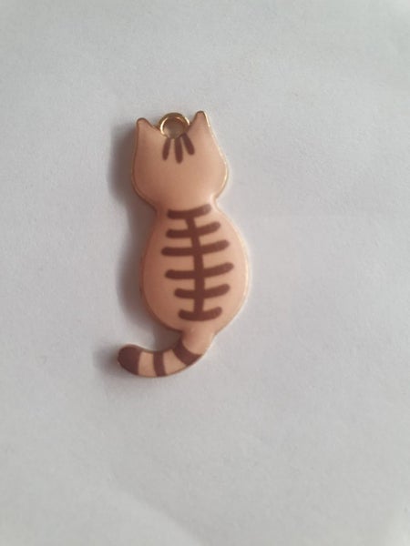Cat Charm 30x15x2mm (stripe) Carousel 1