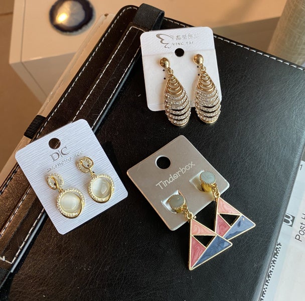 3 pairs of earrings (unwanted gift) Carousel 5