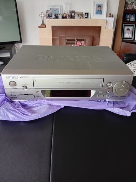 VHS PLAYER - WORKING ORDER Carousel 1