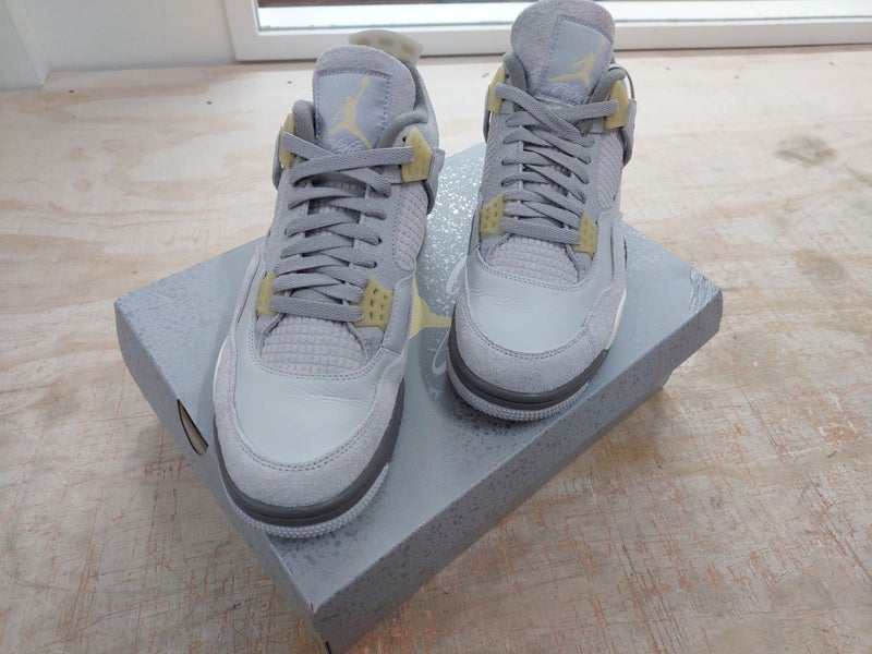 NIKE Air Jordan 4 Retro SE "Craft Photo Dust" Sneakers - Size: US10 M Carousel 2