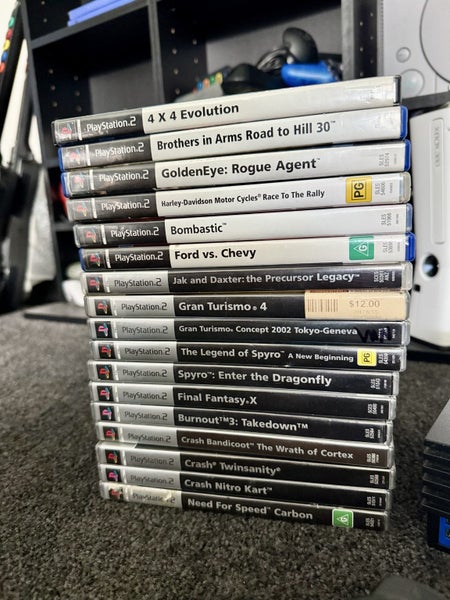 PlayStation 2 Console + 17 Games Carousel 4