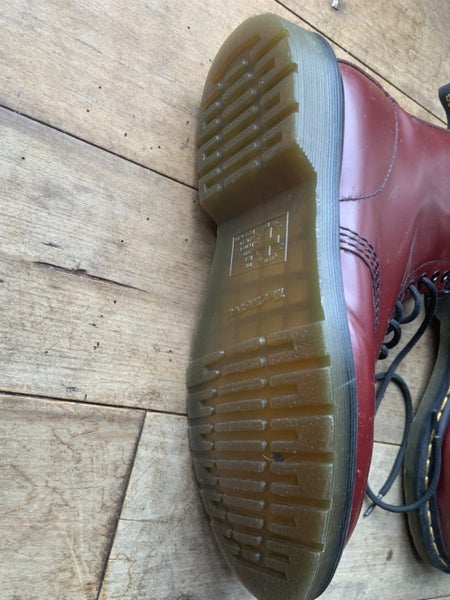 Dr Martens cherry red Carousel 3