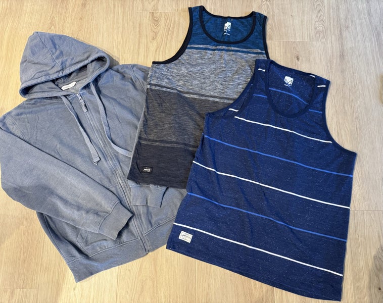 3 x tops size L Carousel 1