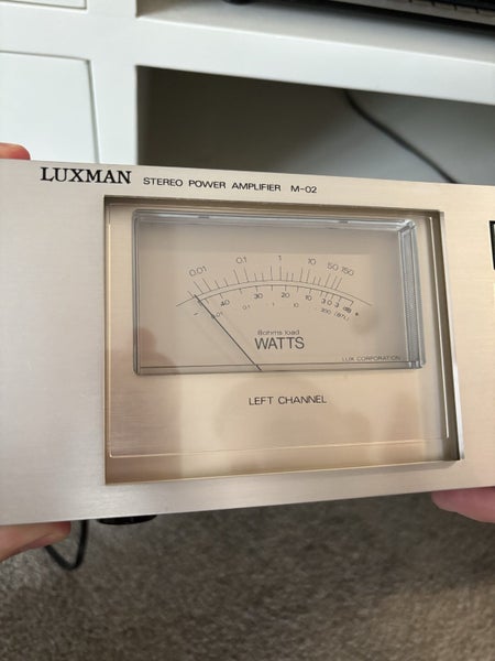 LUXMAN stereo power amplifier M-02 Carousel 1