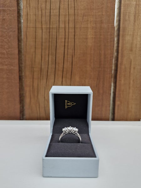 WALKER & HALL, DIAMOND ENGAGEMENT RING62941444612867112
