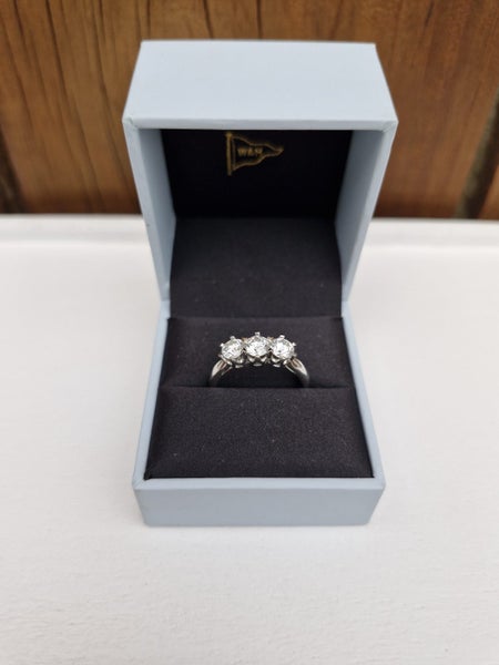 WALKER & HALL, DIAMOND ENGAGEMENT RING62941444612867113