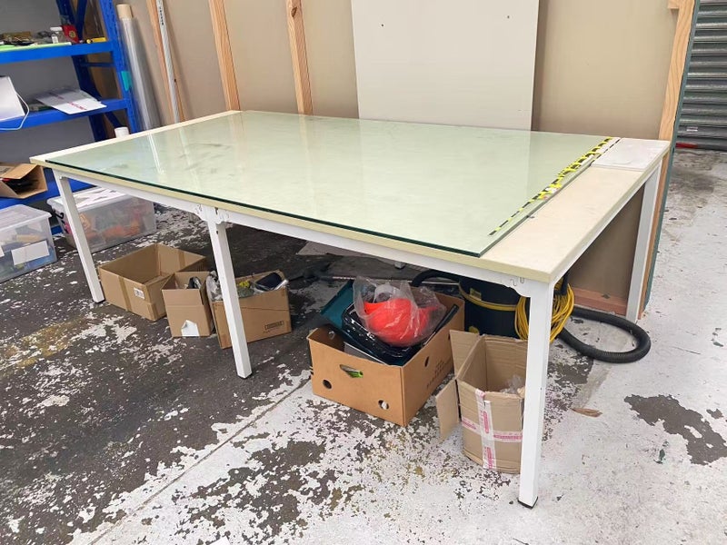 $1 Reserve Large Table Plus Heavy Glass Top Carousel 1