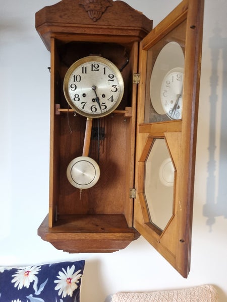 1920s solid Oak German Wall clock Carousel 6