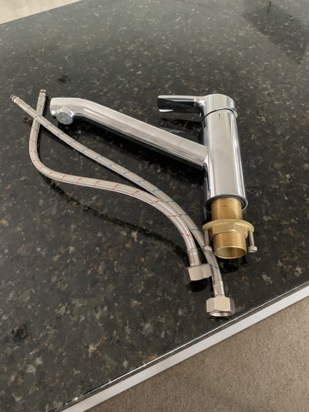Kitchen Sink Faucet Carousel 1