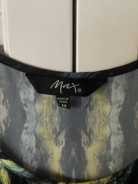 Max tunic - size 14 Carousel 3