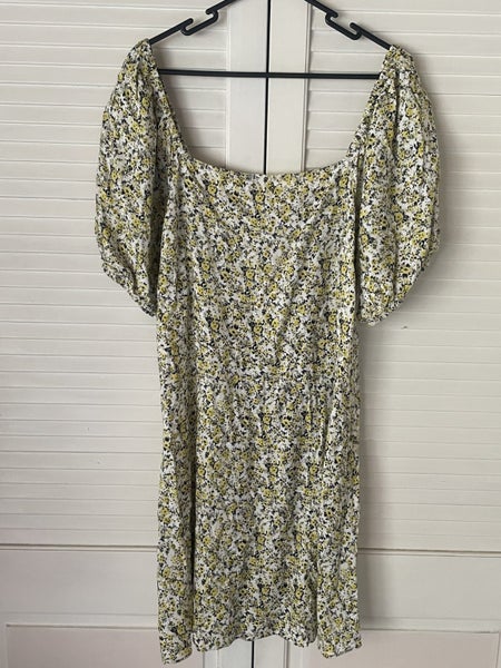 Floral dress - approx size 14 Carousel 1