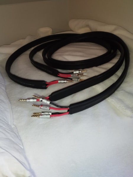 LINN K400 High End Speaker Cable Carousel 1