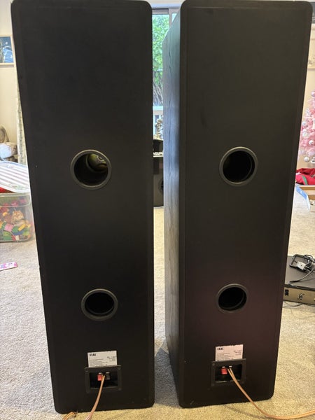ELAC Speaker EL 140 Carousel 1