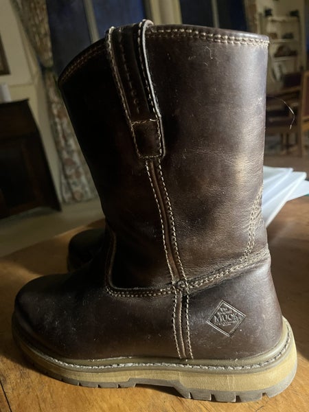 Genuine leather Muck Boots - mid calf length Carousel 2