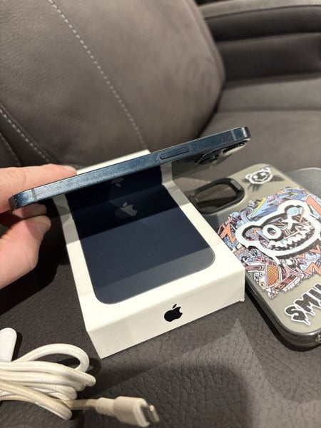 iPhone 13 midnight 128g 100% battery62864740379522113