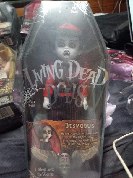 Living Dead Doll Desmodus S 21 2011 Carousel 1