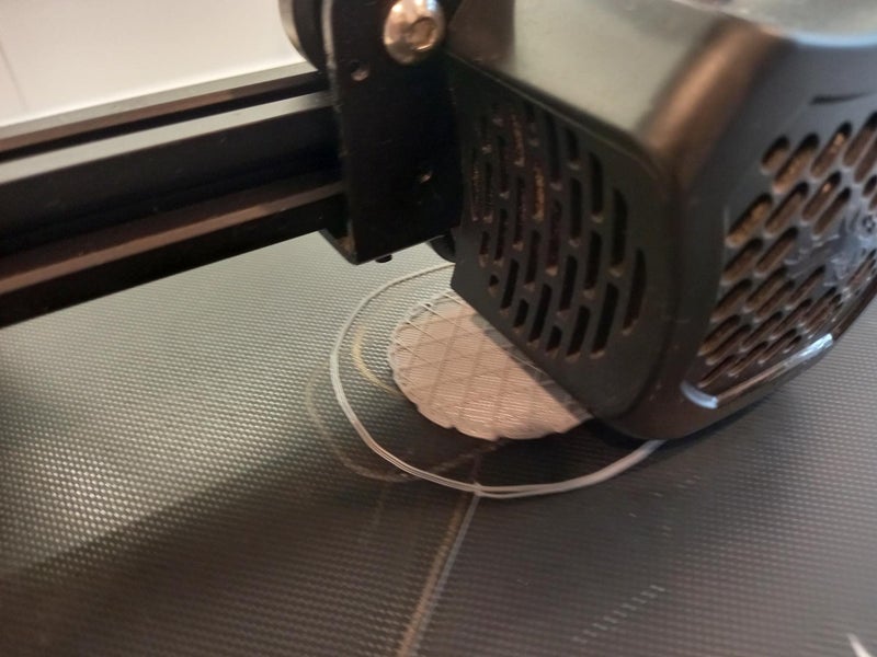 Ender 3 V2 3D printer - $1.00 Reserve! Carousel 2