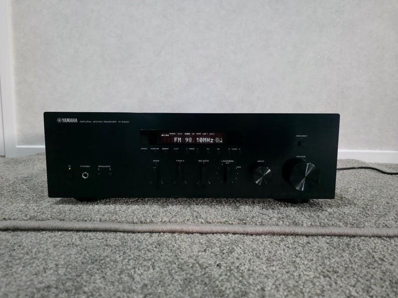 Yamaha R-S300 Stereo Amplifier - 1 OWNER + EXCELLENT!!! Carousel 1