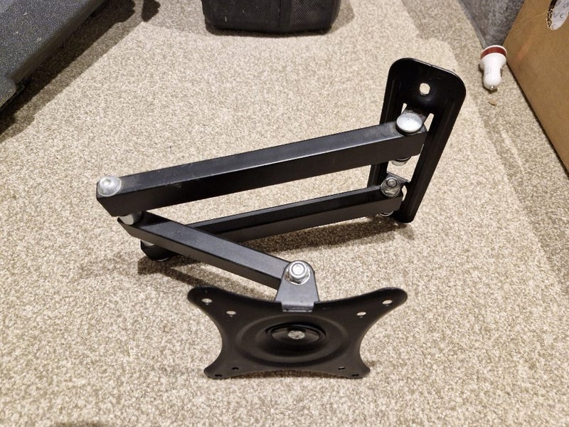 TV Wall Mount Bracket 1$ RESERVE Carousel 1