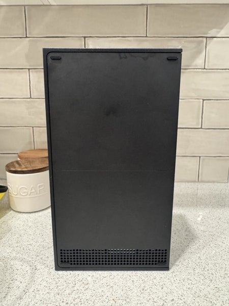 Xbox Series S 1TB Carousel 5