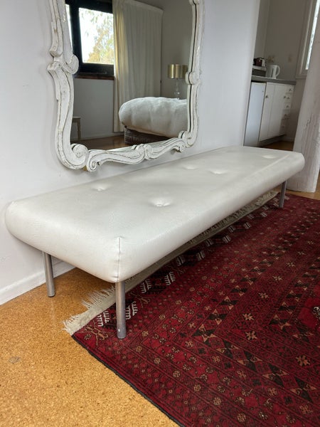 Ottoman Bench Carousel 1