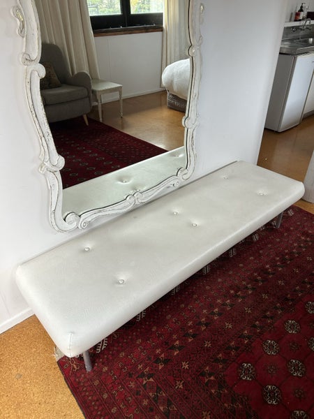 Ottoman Bench Carousel 2