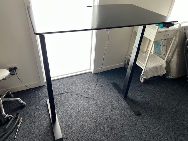 Stand Desk Carousel 2