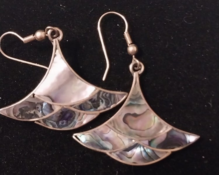 Silver & abalone earrings Carousel 1