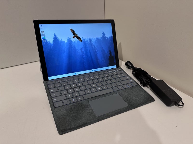 Microsoft Surface Pro 7 10th Gen Core i5-1035G4 8GB 128GB SSD Windows 11 Pro62933734882049113