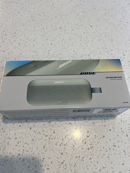 Bose Soundlink Flex Gen 2 Carousel 1