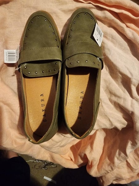 Loafer Shoes - Sakura Carousel 4