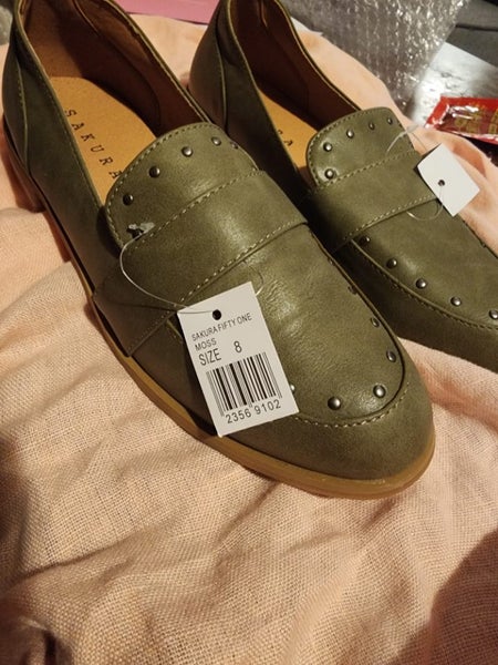 Loafer Shoes - Sakura Carousel 1