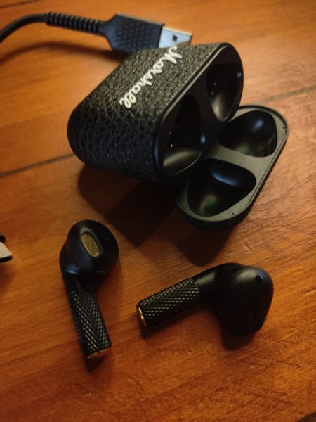 Marshall Minior IV True Wireless Ear Bluetooth Carousel 1