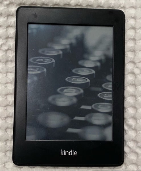 Amazon Kindle (EY21) Carousel 1
