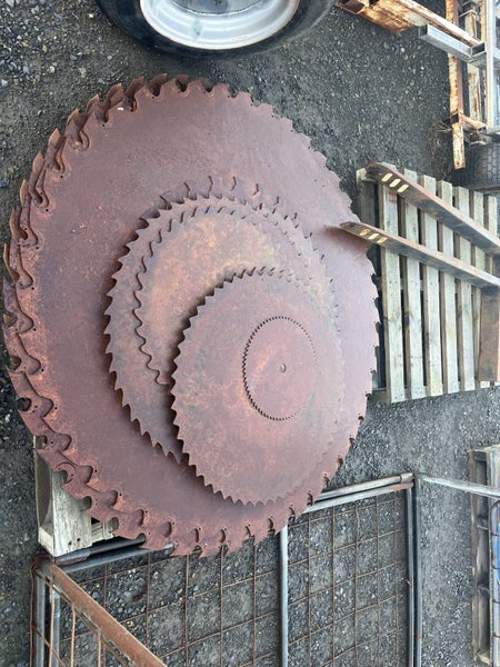 Sawmill Blades - XL Carousel 1
