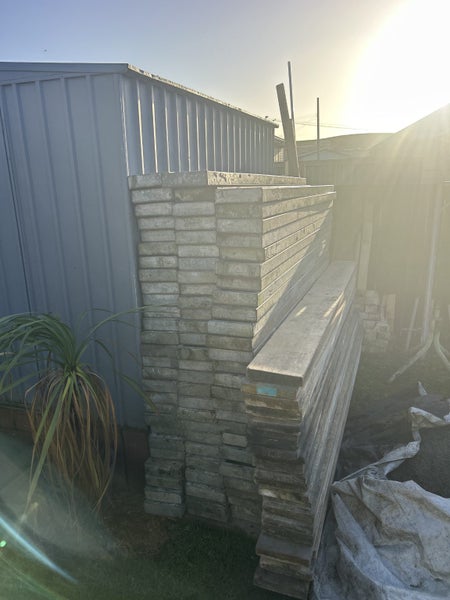 Scaffold planks 2.4m x 230mm 40 available $20.00 each Carousel 3
