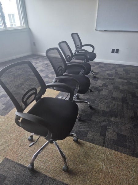 Office Furniture - Table and Chairs Carousel 5
