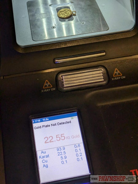 1913 22ct Yellow Gold Full Sovereign Coin Pendant in 18ct Yellow Gold Bale Carousel 14