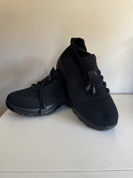 Sports Shoes Comfort Wear Carousel 1