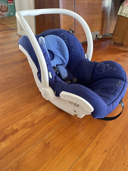 Maxi-Cosi Mico Luxe Infant Car Seat & Base Carousel 2