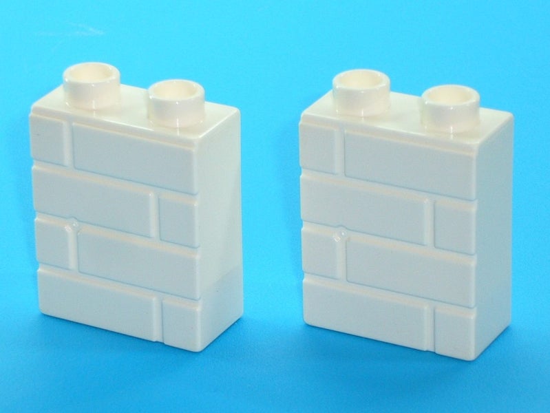 ®™DUPLO - 2 x Brick 1 x 2 x 2 with Masonry Profile - White ~Retired Feb 2024~ Carousel 2