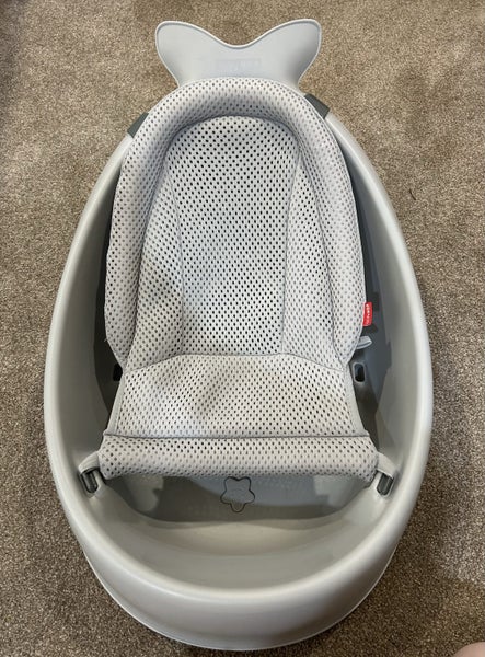 Skip Hop Moby Smart Sling 3-Stage Bath Tub Carousel 1
