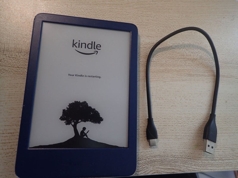 KINDLE 11 11th gen 16gb 111:39 Carousel 1
