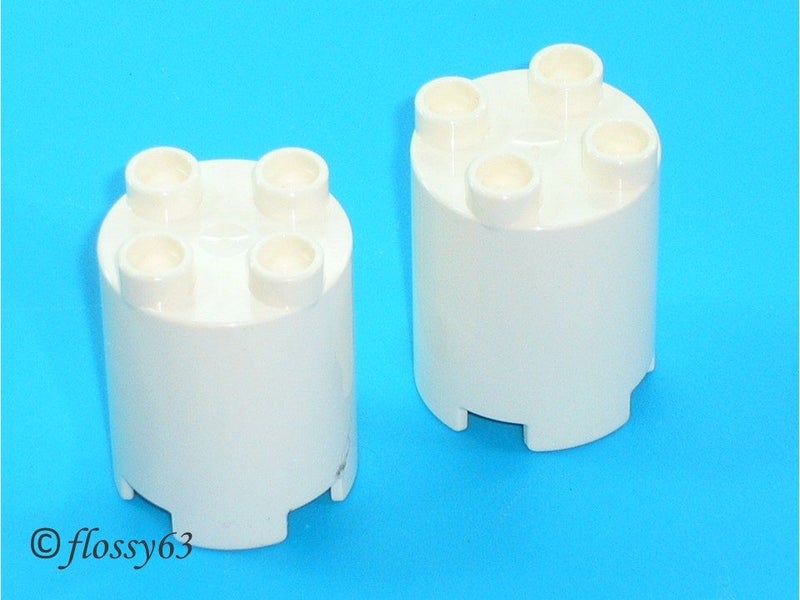 ®™DUPLO - 2 x Brick Round 2 x 2 x 2 - White ~Retired 2021~ Carousel 1