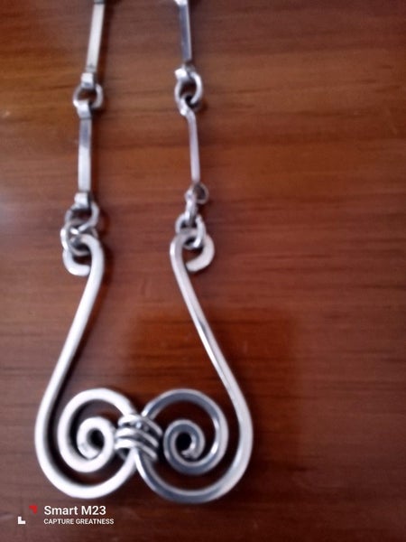 Very beautiful. High. Quality. Silver necklace. Vintage Carousel 4