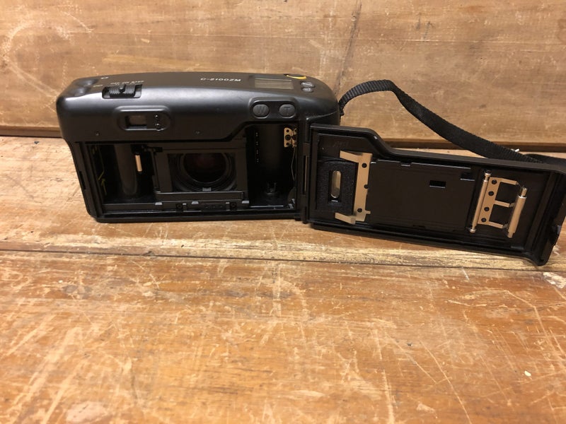 Panasonic C-2100ZM Point & Shoot 35mm - $1 RESERVE Carousel 2